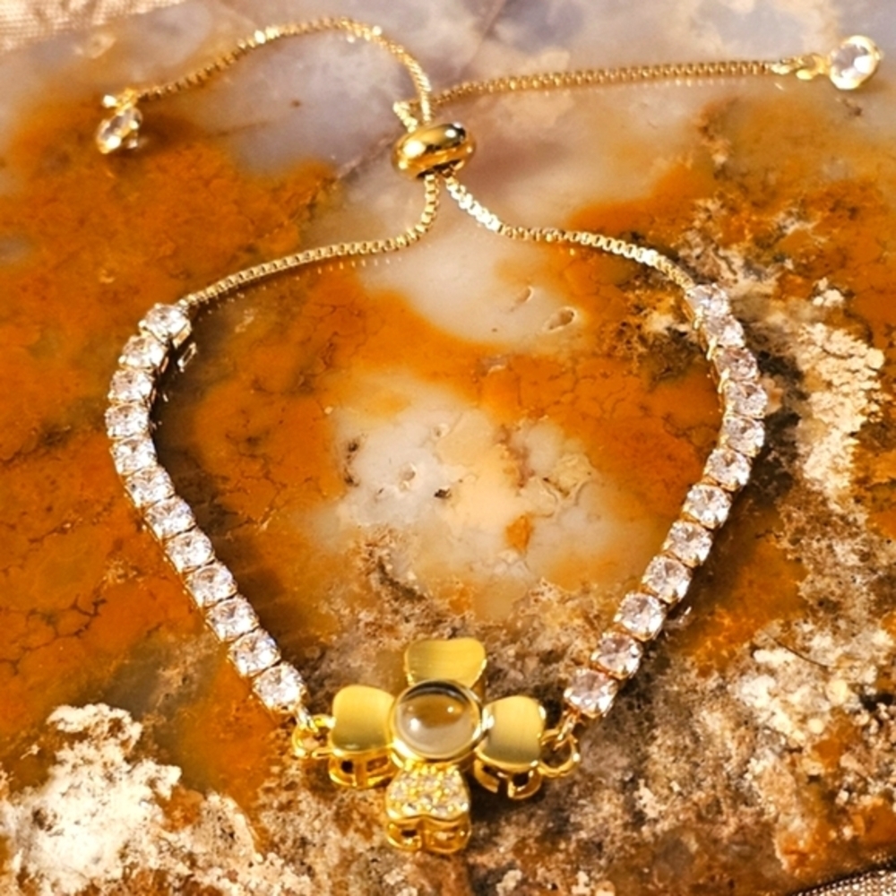 NEW "I Love You" Gold Plated Adjustable Bracelet B1P11